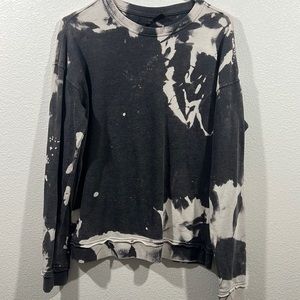 No Boundries vintage tie dye sweatshirt